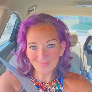 Meet your Posher, Bonita